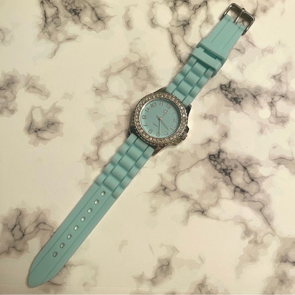 NWOT Charming Charlie Pastel Blue Green Crystal Halo Rubber Silicone Watch - Picture 3 of 10